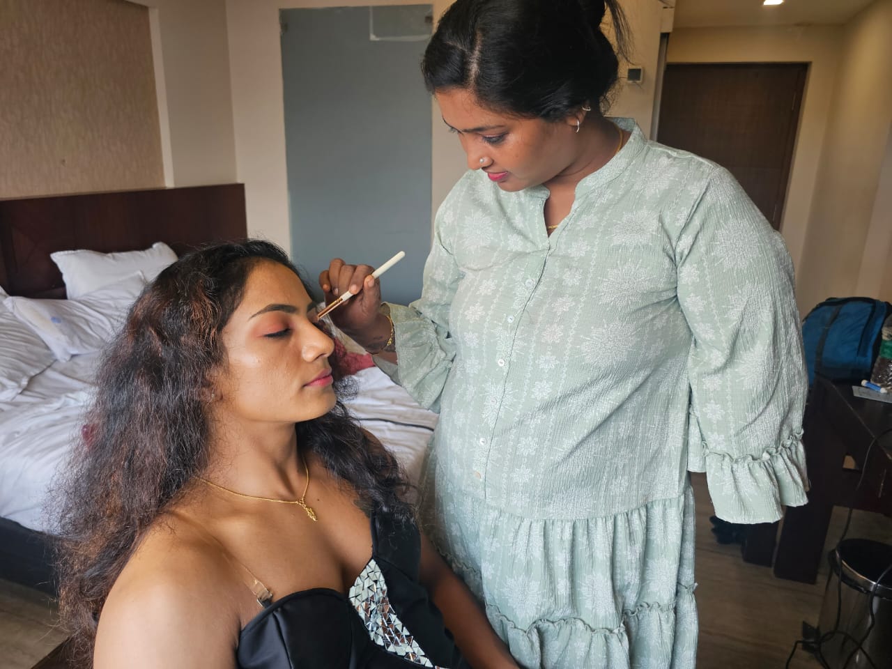DAYANA BEAUTY PARLOUR CALICUT