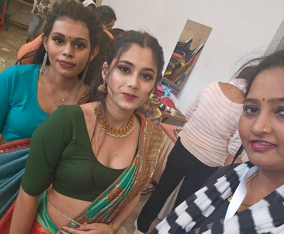 DAYANA BEAUTY PARLOUR CALICUT